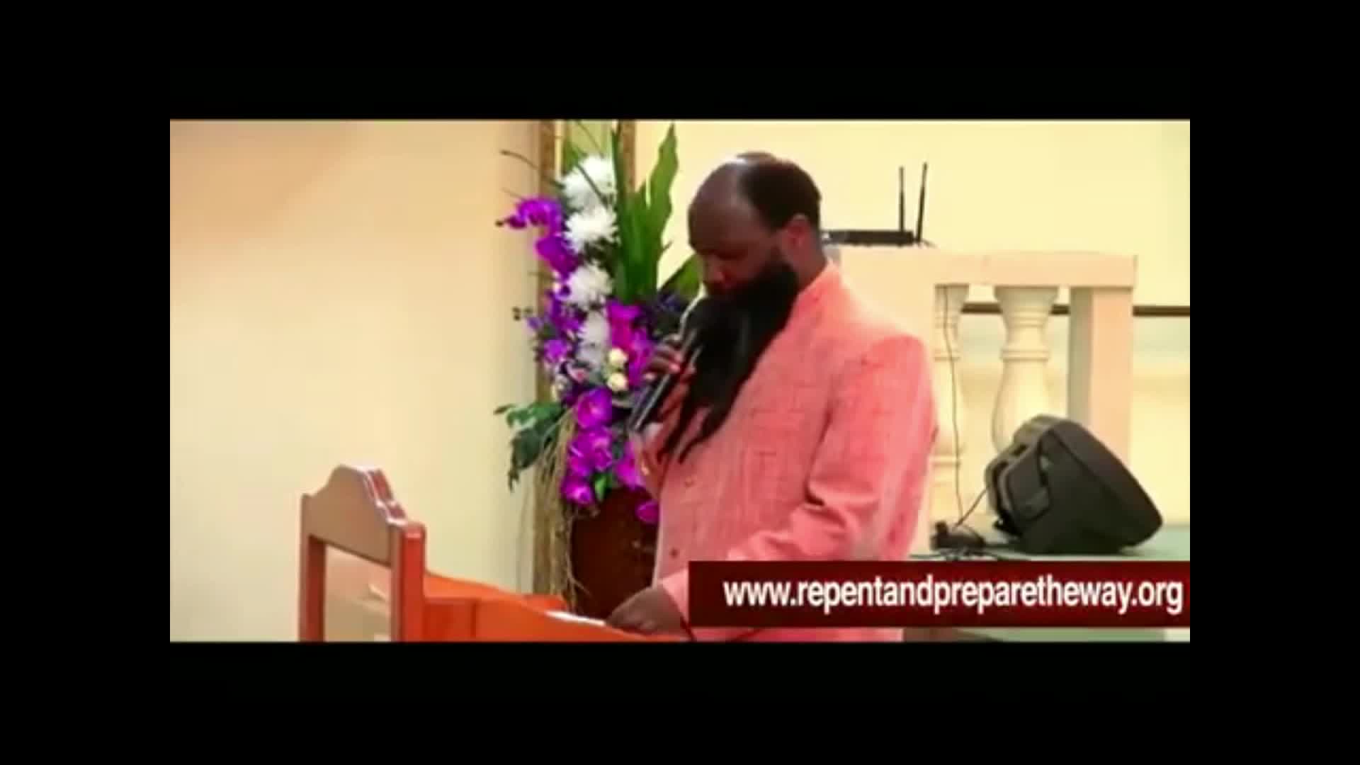 Prepare The Way, The Messiah Is Coming - The Key Principles for Living a Christian Life